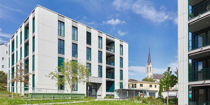 Rosenau Bazenheid / In Bazenheid (SG) investierten wir 2018 CHF 46 Millionen in 40 Alterswohnungen und 72 Pflegeplätze. Betreiber: Tertianum 